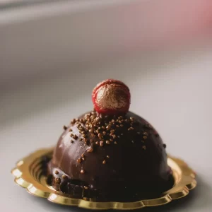 Bombom de Chocolate com Fruta e Granulado