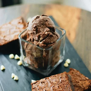 Doce de Chocolate ao Leite com Pingos de Chocolate Branco