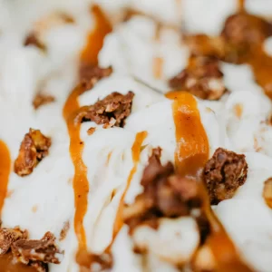 Doce de Maracujá com Chocolate, Nata e Castanhas