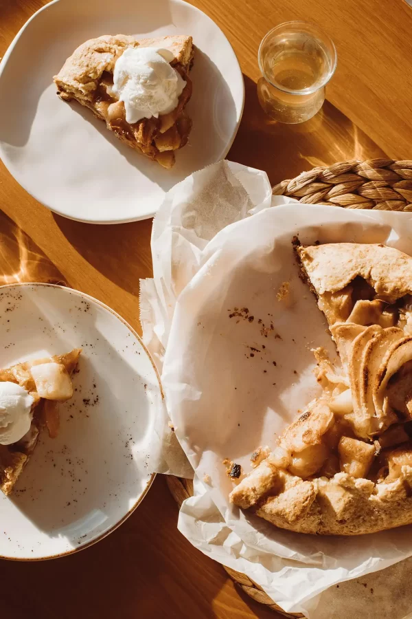 Bolo de Chocolate com Nata e Nozes